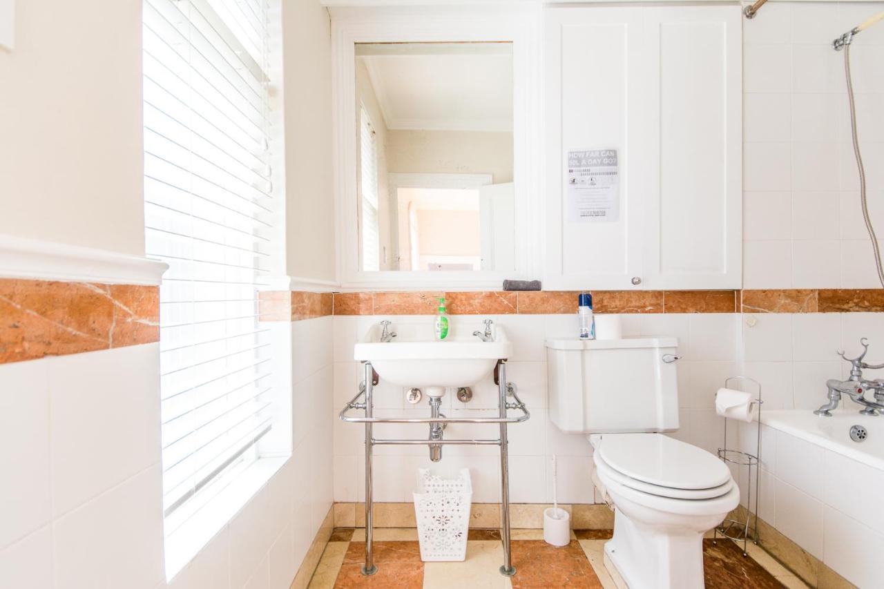 Fintimara Beach House Muizenberg Extérieur photo